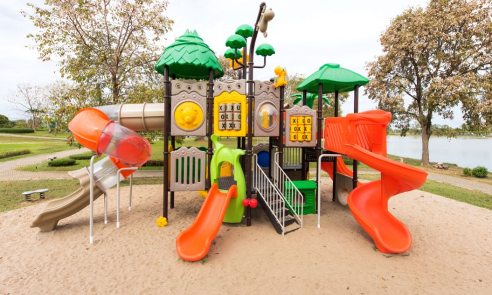 Read more about the article 7 Common Applications for Machined Plastic in Parks